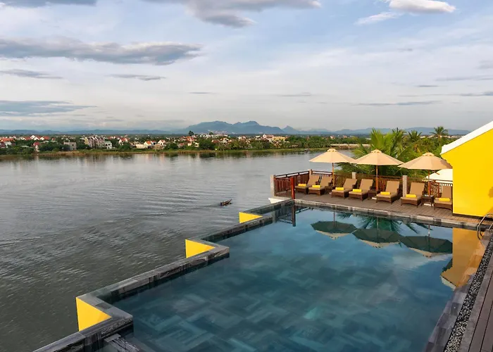 Little Riverside Hoi An . A Luxury & Spa